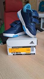 Sportschoenen maat 20, Kinderen en Baby's, Kinderkleding | Schoenen en Sokken, Ophalen of Verzenden, Zo goed als nieuw, Sportschoenen