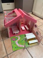 Oud poppenhuis barbie, Kinderen en Baby's, Poppenhuis, Ophalen of Verzenden, Zo goed als nieuw