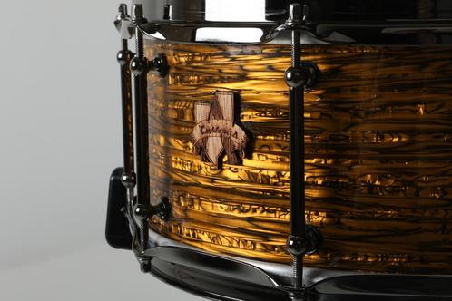 Snare - Huître dorée et noire A Customs fabriquée sur mesure, Musique & Instruments, Batteries & Percussions, Neuf, Enlèvement ou Envoi