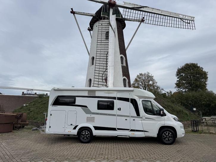 Hobby V 65 GE - 1ste Eigenaar - ENKELE bedden - 29.180 Km.., Caravans en Kamperen, Mobilhomes, Bedrijf, tot en met 3, Half-integraal