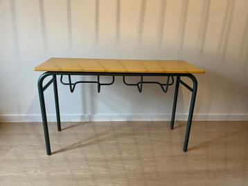 Vintage kinderbureau  beschikbaar voor biedingen