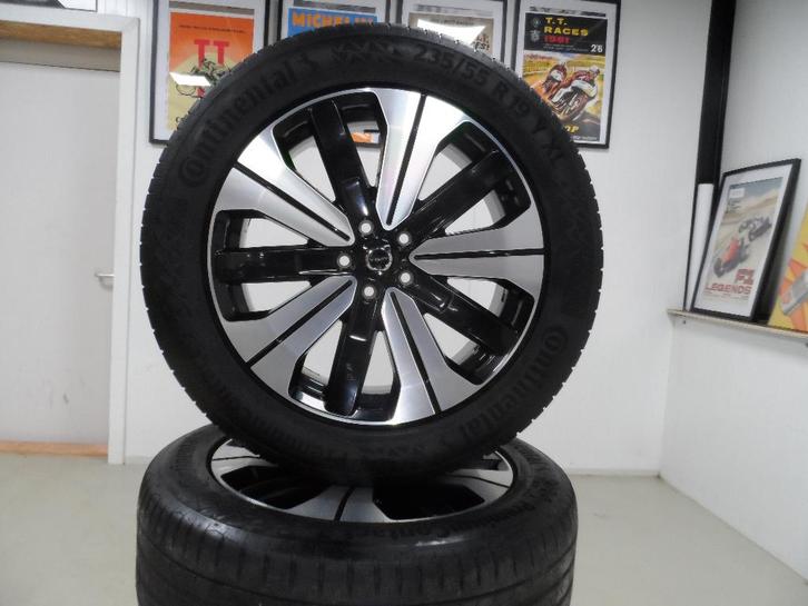 19 inch Volvo XC60 origineel zomerbanden set zeer recent, Auto-onderdelen, Banden en Velgen, Banden en Velgen, Zomerbanden, 19 inch