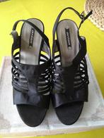chaussures - escarpins Taille 39, Pumps, Zwart, Ophalen of Verzenden, Zo goed als nieuw