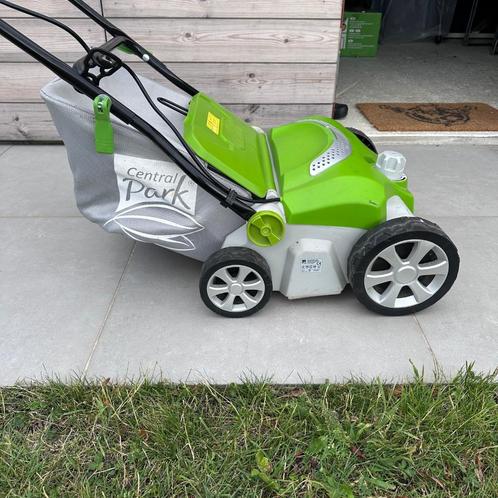 elektrische verticuteermachine, Tuin en Terras, Verticuteermachines, Zo goed als nieuw, Elektrisch, Ophalen