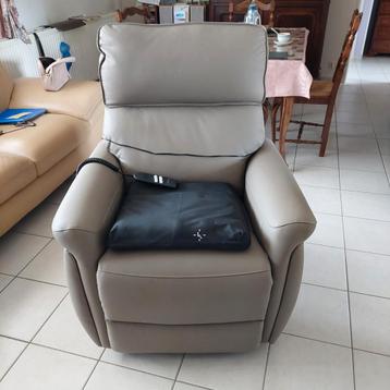 Elektrische relax beschikbaar voor biedingen