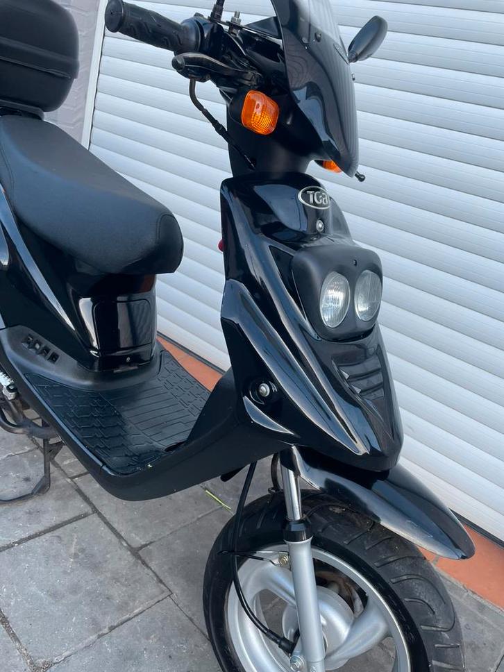 Scooter TGB 101S classe A etat neuf avec papier et cle 25cc, Vélos & Vélomoteurs, Scooters | Peugeot, Neuf, Autres modèles, Classe A (25 km/h)
