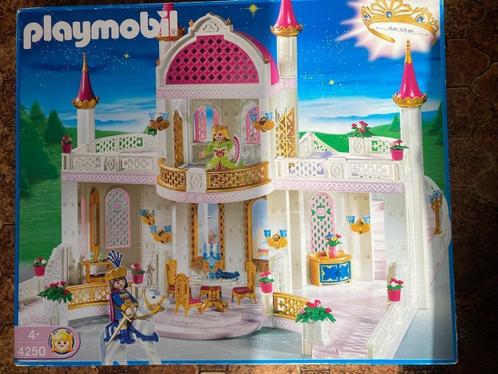 Château de princesse complet 4250 à 4256 + Carrosse 4258, Kinderen en Baby's, Speelgoed | Playmobil, Zo goed als nieuw, Complete set