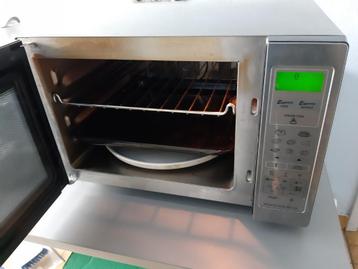 Combi oven Sharp, Four avec gril, Fonction micro-ondes, 45 à 60 cm, Enlèvement