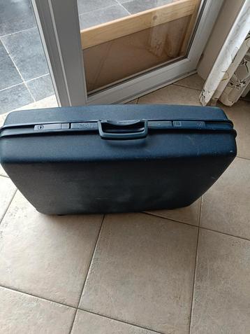 Samsonite reiskoffer  beschikbaar voor biedingen