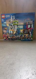 LEGO 60380 Downtown – Nieuw in doos – Retired – 2010 stukjes, Lego, Lego, Info@setsandbricks.be, Nieuw