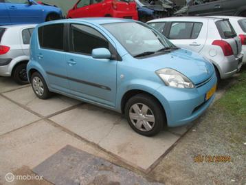 Onderdelen Daihatsu Sirion 2 1.0-12V Trend 2007 beschikbaar voor biedingen