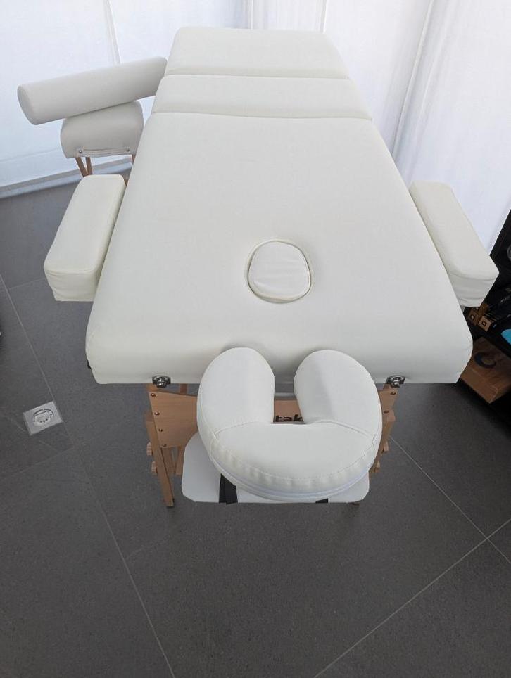 Professionele draagbare massagetafel (3 secties), Sport en Fitness, Massageproducten, Zo goed als nieuw, Massagetafel, Ophalen
