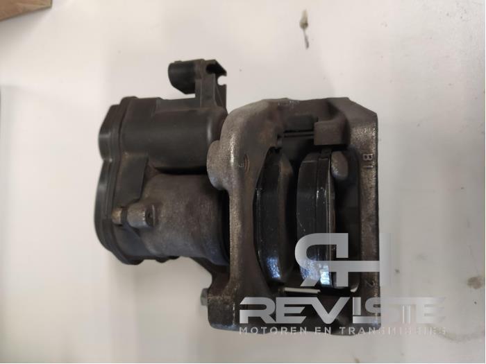 Remklauw (Tang) links-achter van een BMW 5-Serie, Auto-onderdelen, Remmen en Aandrijving, BMW, Gebruikt, Ophalen of Verzenden