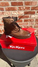 Kickers maat 43, Ophalen