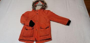 Veste orange + capuche Primark 5-6 ans/cm 116, Garçon, Enlèvement ou Envoi, Utilisé, Primark