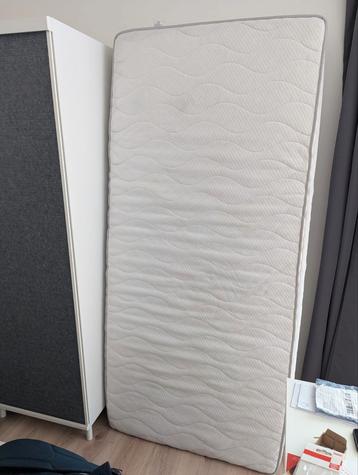 Matelas 1 personne beschikbaar voor biedingen