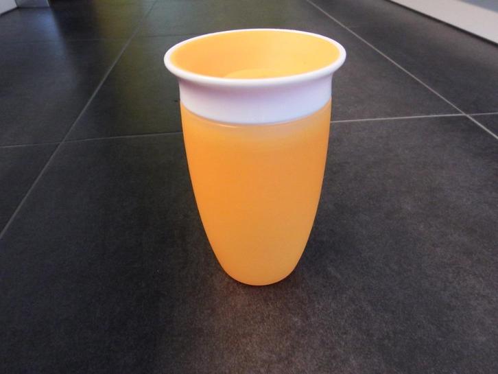 Drinkbeker Munchkin - Blauw en/of Oranje, Kinderen en Baby's, Babyvoeding en Toebehoren, Zo goed als nieuw, Overige typen, Ophalen of Verzenden