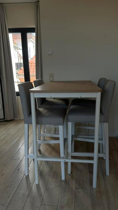 Complete set: moderne tafel en stoelen, Huis en Inrichting, Tafels | Eettafels, Zo goed als nieuw, 50 tot 100 cm, 100 tot 150 cm
