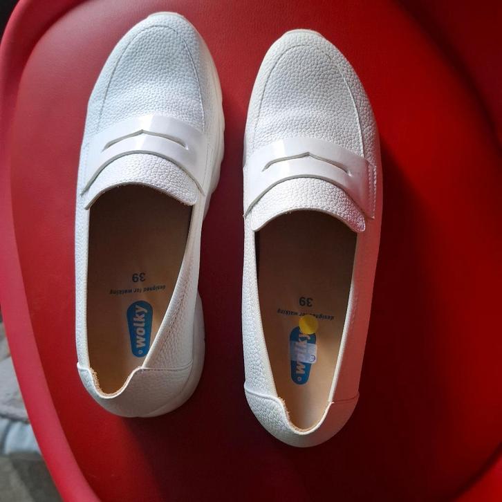 Magnifique Wolky d'été blanc taille 39, Vêtements | Femmes, Chaussures, Comme neuf, Sabots, Blanc, Enlèvement ou Envoi