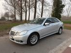 Mercedes E220/Automatique/2011, Argent ou Gris, 129 g/km, Noir, 5 portes