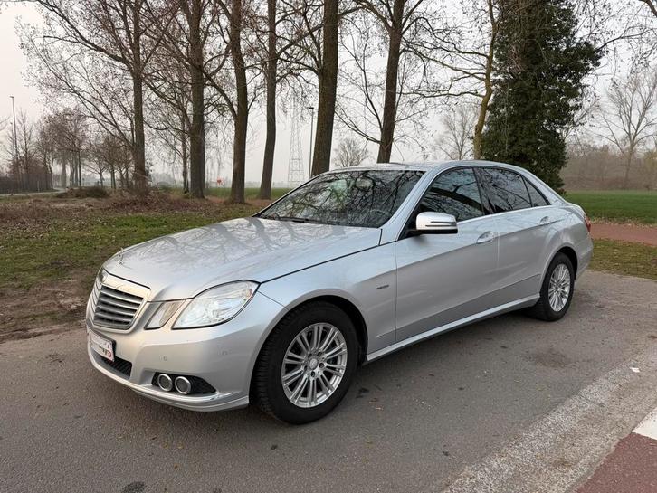 Mercedes E220 / Automaat / 2011, Auto's, Mercedes-Benz, Particulier, E-Klasse, ABS, Adaptive Cruise Control, Airbags, Airconditioning