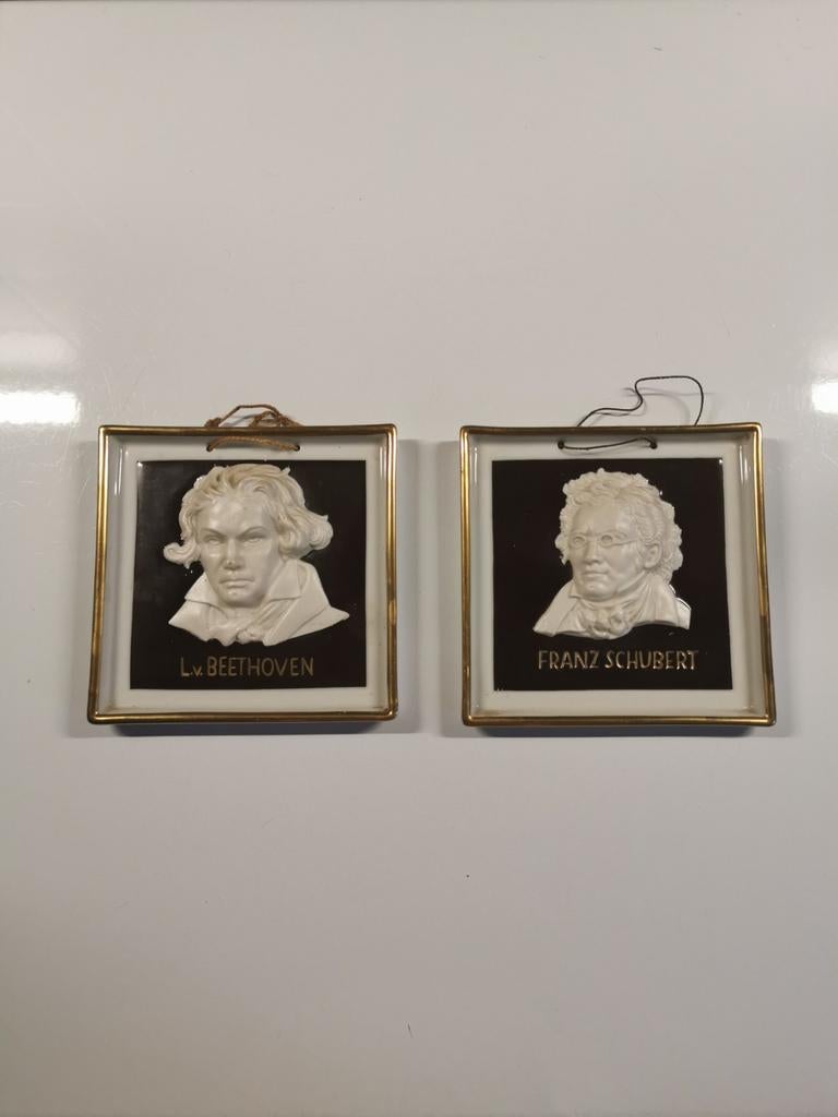 Plaquettes bustes Beethoven en Schubert, Antiquités & Art, Enlèvement ou Envoi