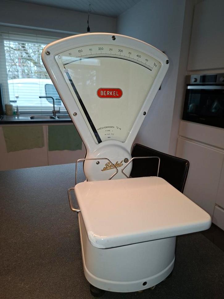 Afgestelde en geijkte Berkel weegschaal, Elektronische apparatuur, Weegschalen, Ophalen