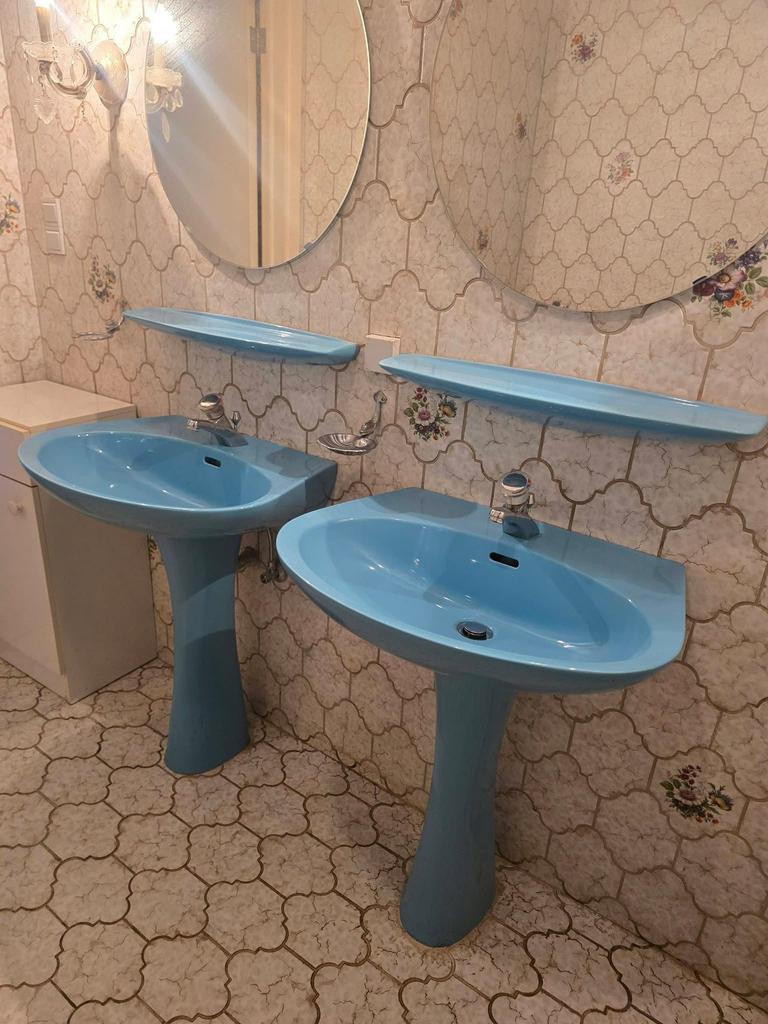 Pompes, lavabos et accessoires de salle de bain, Enlèvement, Comme neuf