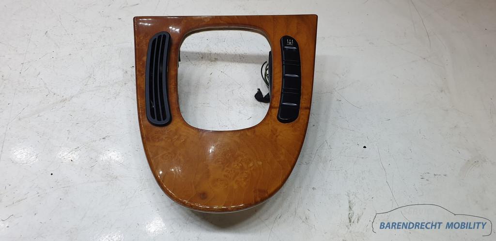 Cache de levier de vitesses de console centrale Mercedes CLK, Autos : Pièces & Accessoires, Mercedes-Benz AG, Mercedes-Benz, Utilisé
