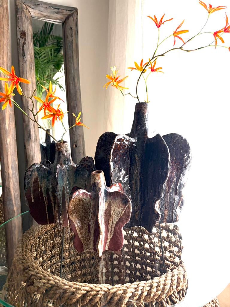 Des vases en céramique, chacun unique, Enlèvement