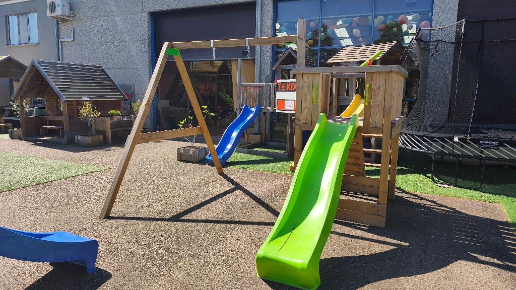 Playvision Bastion avec toboggan et balançoire, Enlèvement, Comme neuf, Bois