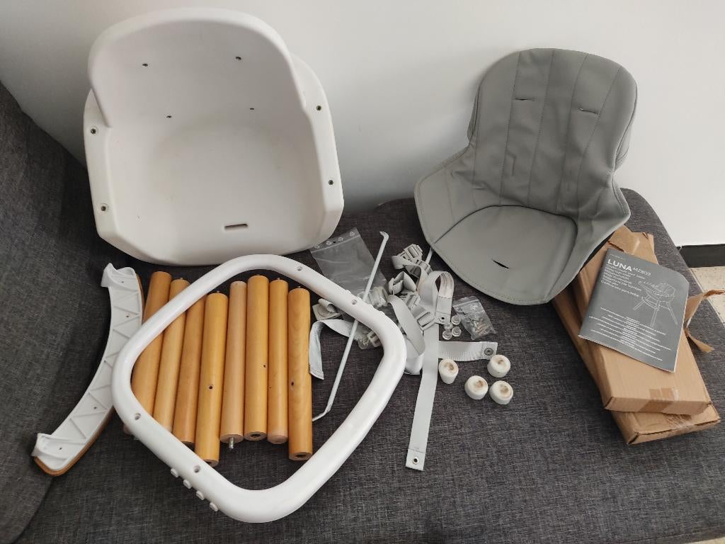 Chaise haute évolutive LUNA, Enfants & Bébés, Enlèvement ou Envoi, Utilisé, Chaise évolutive, Ceinture(s)