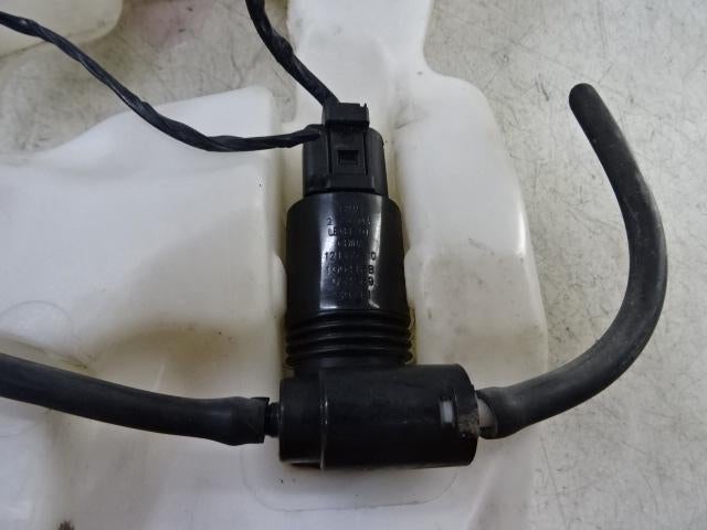 LAVE-GLACE POMPE AVANT Mini Mini (R56) (01-2006/11-2013), Autos : Pièces & Accessoires, Mevr. I. Hauben, Rue de l'Espoir 34 34
4030  GRIVEGNÉE, BE