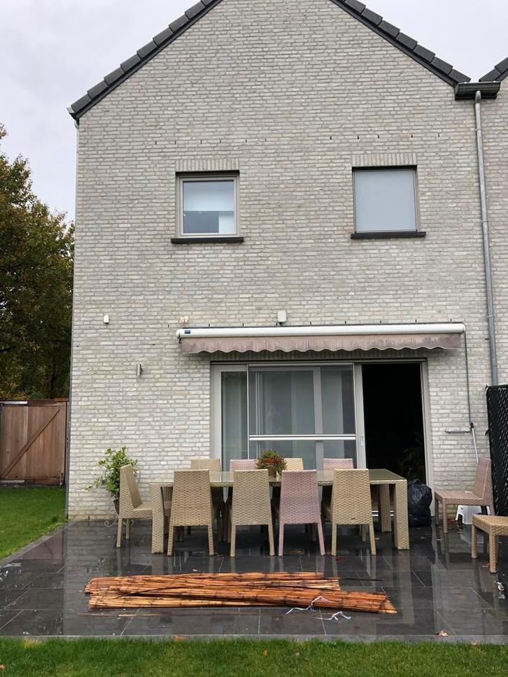 Tuintafel met glazen tablet, Immo, Appartementen en Studio's te huur, Provincie Limburg