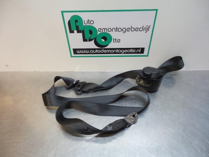 Veiligheidsgordel rechts-achter van een Volkswagen Polo (Pol, Auto-onderdelen, Interieur en Bekleding, Volkswagen, Gebruikt, 3 maanden garantie