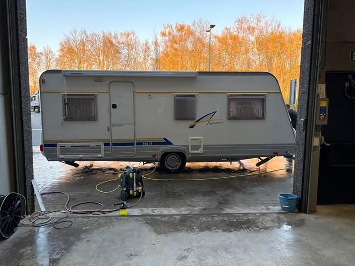 Burnstner 560 TS, Caravanes & Camping, Caravanes, Particulier, jusqu'à 4, 750 - 1000 kg, Banquette en rond, Bürstner, Lit fixe