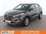 Hyundai Tucson 1.7 CRDi Trend blue 2WD (bj 2016), Auto's, Voorwielaandrijving, Stof, Gebruikt, Zwart