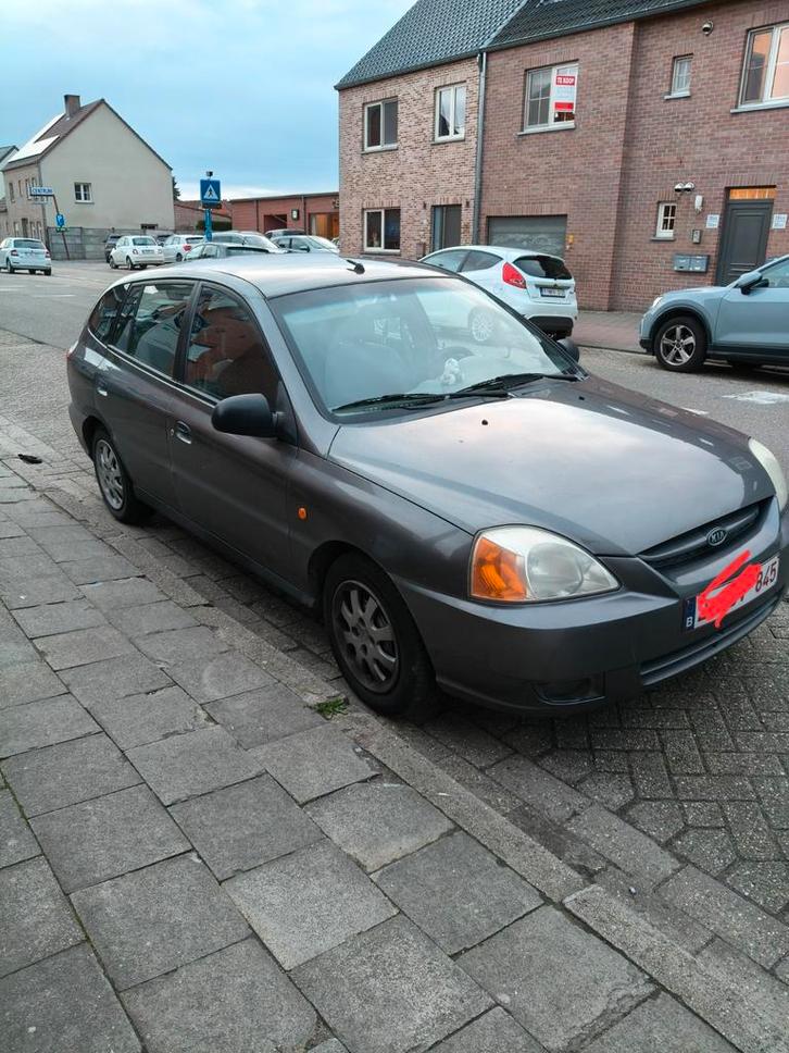Kia Rio RS in goede staat, Autos, Kia, Particulier, Rio, Barres de toit, Attache-remorque, Essence, Break, 5 portes, Boîte manuelle