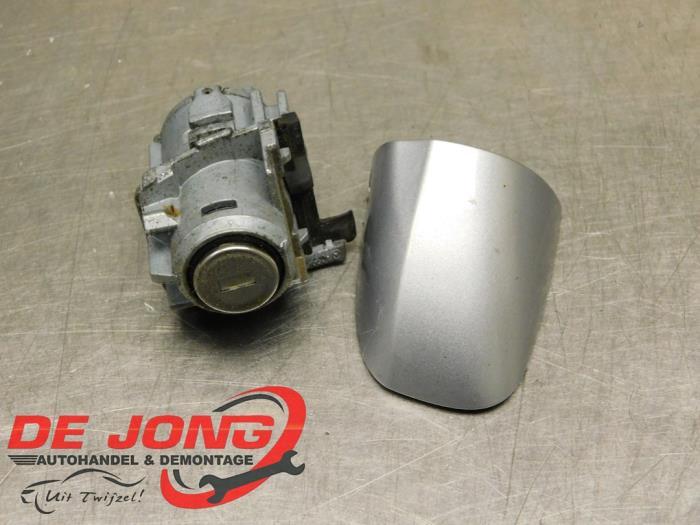 Serrure portière cylindre gauche d'un Mercedes C-Klasse, 3 mois de garantie, Utilisé, -, -