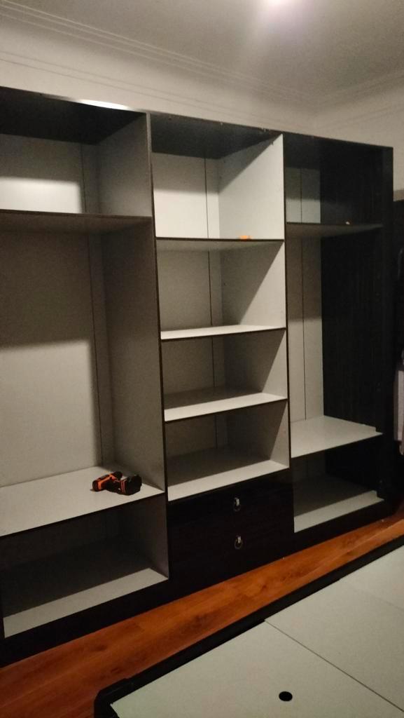 Massief houten kledingkast, Huis en Inrichting, Kasten | Wandmeubels, Ophalen