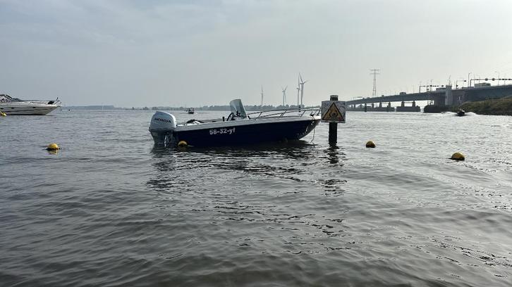 consoleboot hoga rodd 425 met 40pk honda, Watersport en Boten, Vis- en Consoleboten, Zo goed als nieuw, 30 tot 50 pk, 3 tot 6 meter