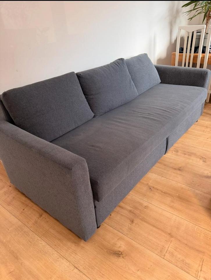 Slaapbank in goede schone staat (IKEA), Huis en Inrichting, Zetels | Zetels, Zo goed als nieuw, Driepersoons, 200 tot 250 cm, 75 tot 100 cm