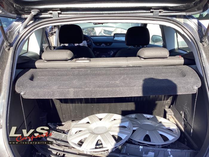 Plage arrière d'un Opel Corsa, Autos : Pièces & Accessoires, Habitacle & Garnissage, Opel, Utilisé, 3 mois de garantie, Enlèvement ou Envoi