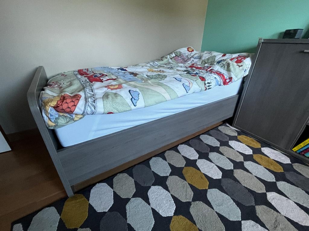 Lit Luca : lit bébé transformable en lit simple, Enfants & Bébés, Chambre d'enfant | Lits, Enlèvement, Utilisé, Sommier à lattes