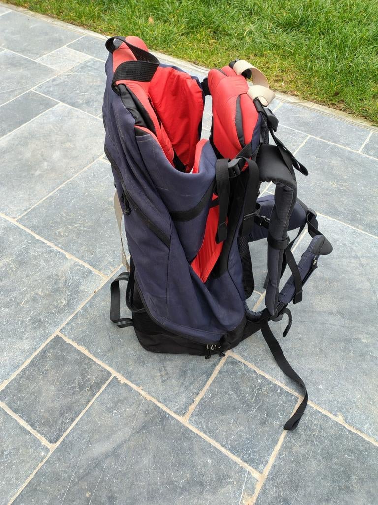 Draagrugzak kinderen met zonnekap en regenhoes, Ophalen