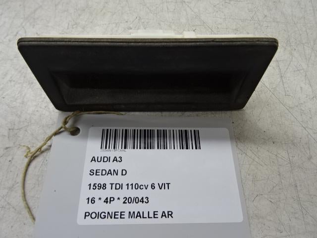 POIGNEE COFFRE / HAYON ARRIERE A3 Limousine (8VS / 8VM), Utilisé, Audi
