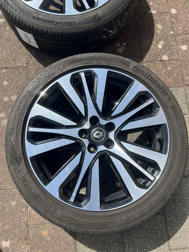 Jantes en alliage OEM Renault avec pneus Continental, Autos : Pièces & Accessoires, Pneus & Jantes, Pneus et Jantes, Véhicule de tourisme