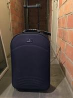 VALISE BLEU MARINE, Enlèvement, Utilisé, Roulettes