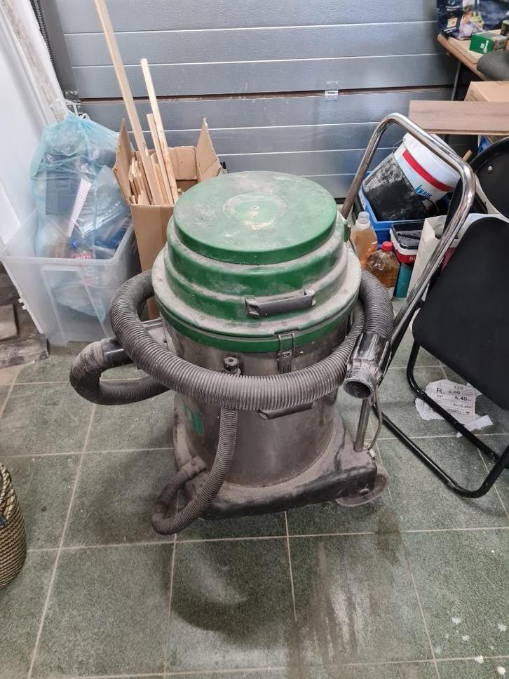 GERNI industriële stofzuiger - VAC 3000 (3000 W), Doe-het-zelf en Bouw, Reinigingsmachines, Gebruikt, Waterstofzuiger, Ophalen