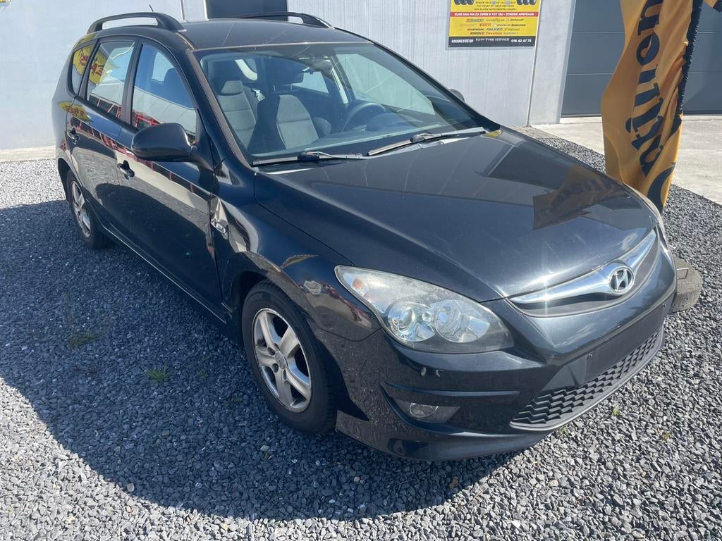 Hyundai i30 vw bj 2012 km .331976, Auto's, Hyundai, Euro 5, Bedrijf, Handgeschakeld, 80 kW